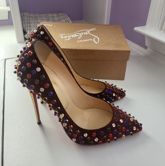 CHRISTIAN  LOUBOUTIN FOLLIES CABO SUEDE PUMP (BURGUNDY ) - Picture 6 of 8